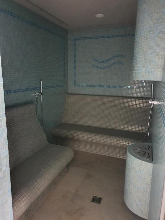 Apartament Szafir W Budynku Basenowym Morska Klifowa Rewal Exterior foto